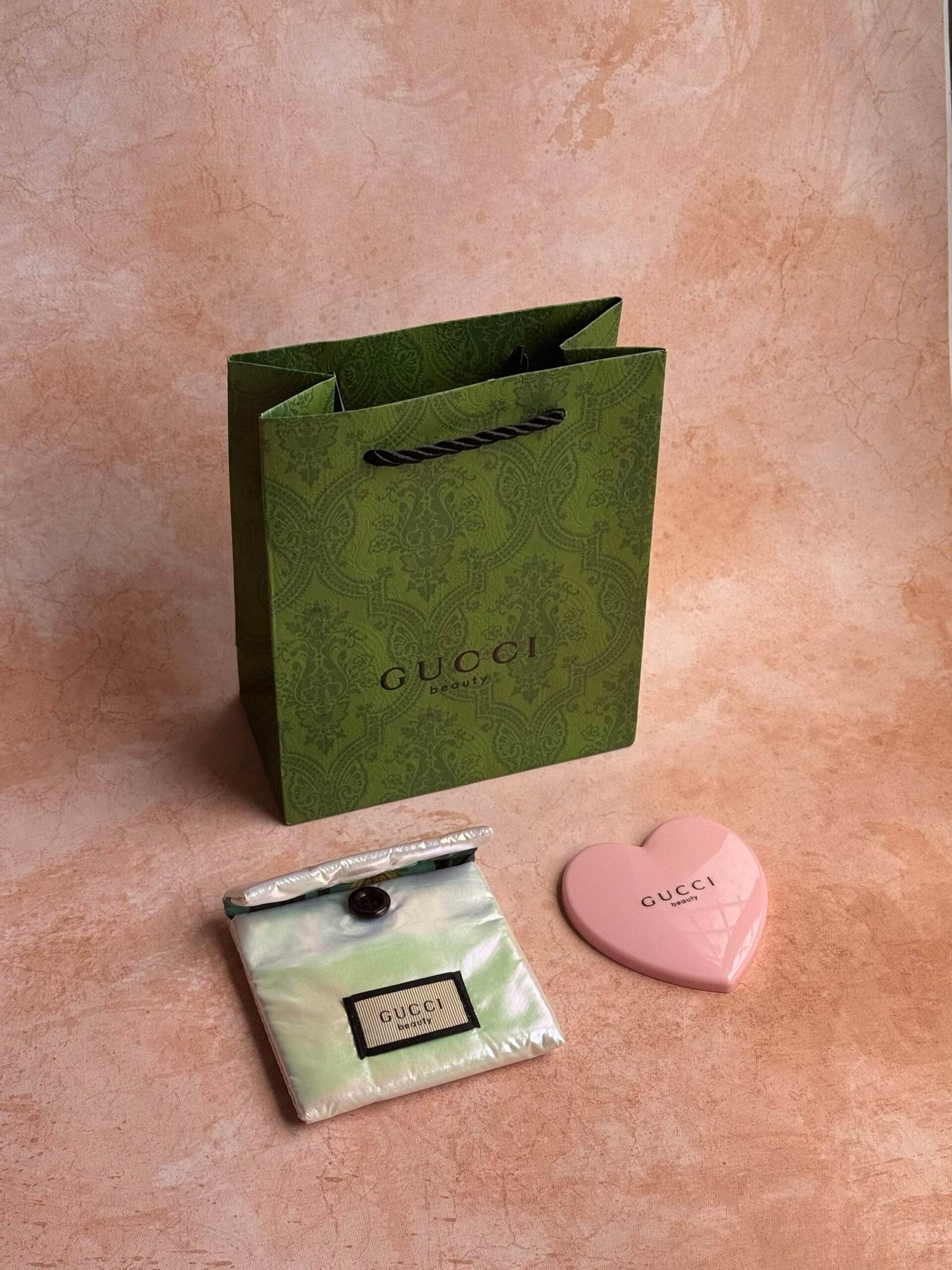 img_5727 Gucci Pink Heart mirror - Image 1